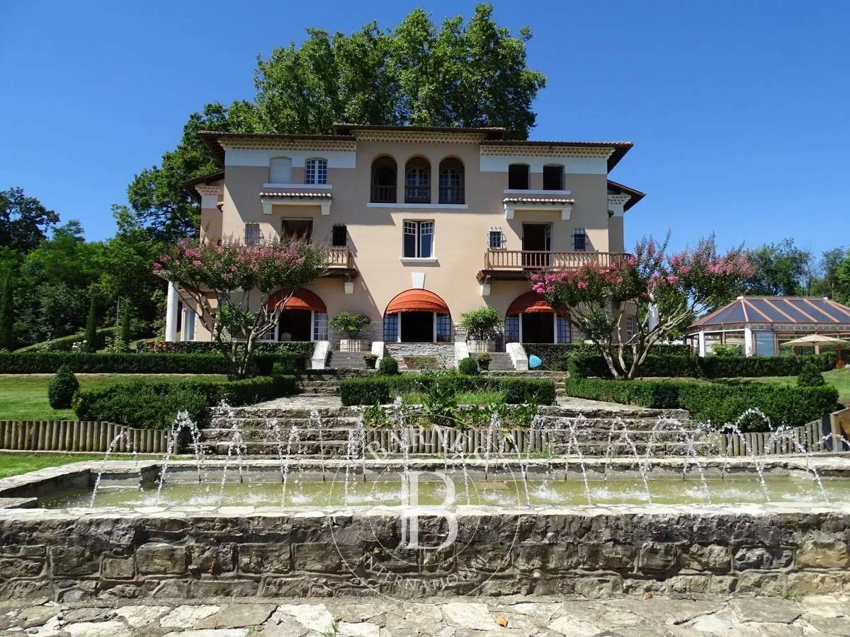 House Bayonne