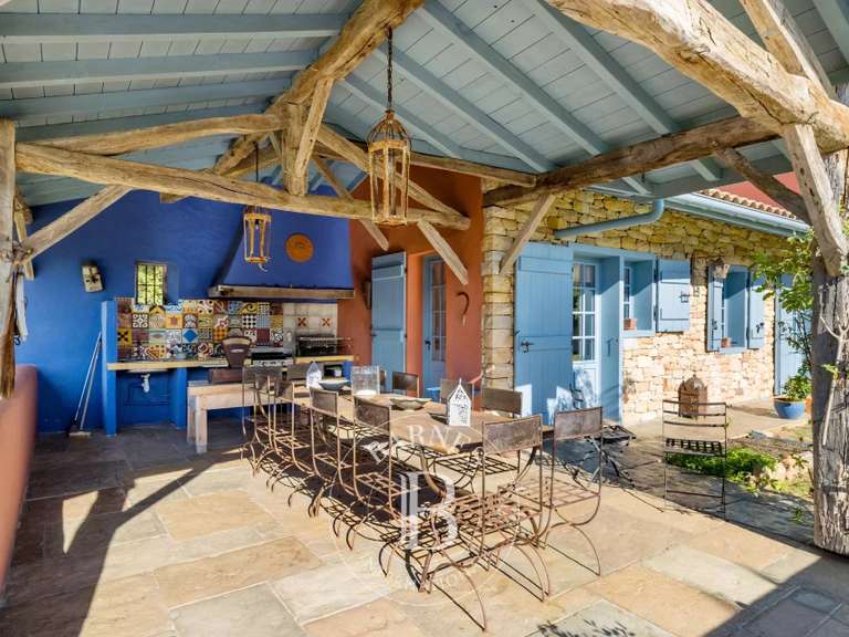 House Urrugne - 4 bedrooms - 250m²