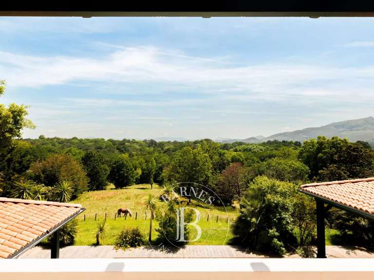 House Saint-Jean-de-Luz - 5 bedrooms - 350m²