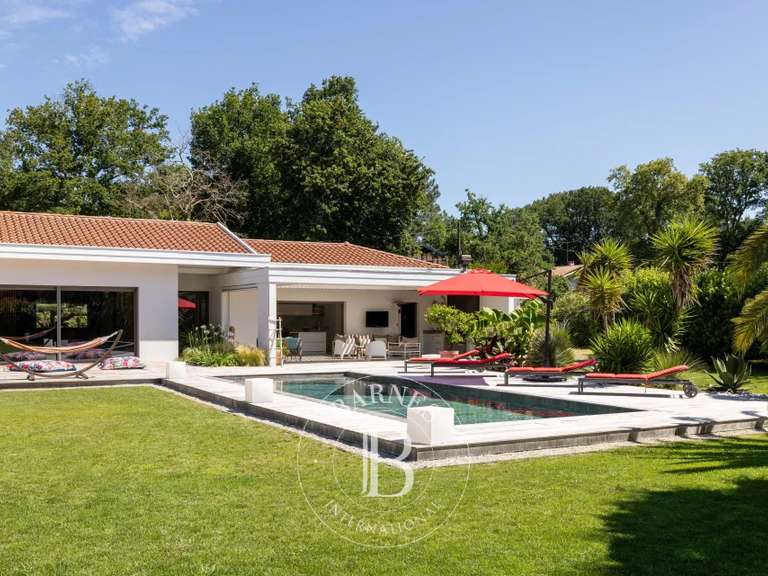 House Hossegor - 4 bedrooms - 240m²