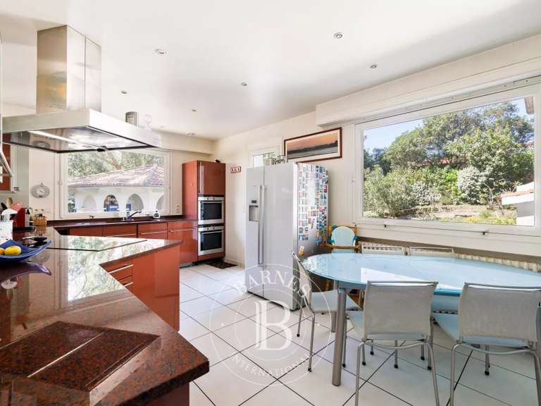 House Hossegor - 9 bedrooms - 290m²
