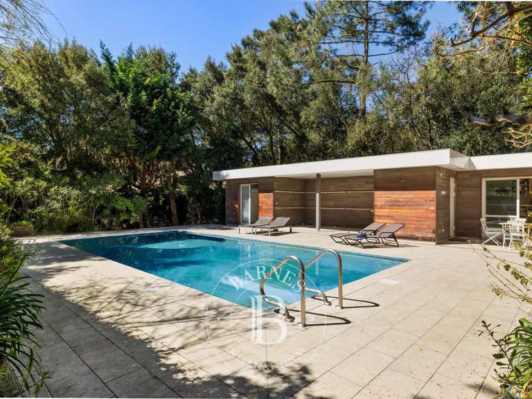 House Hossegor - 9 bedrooms - 290m²