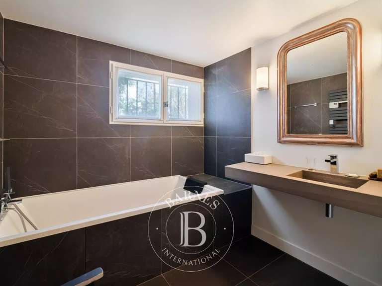 Maison Biarritz - 5 chambres - 200m²