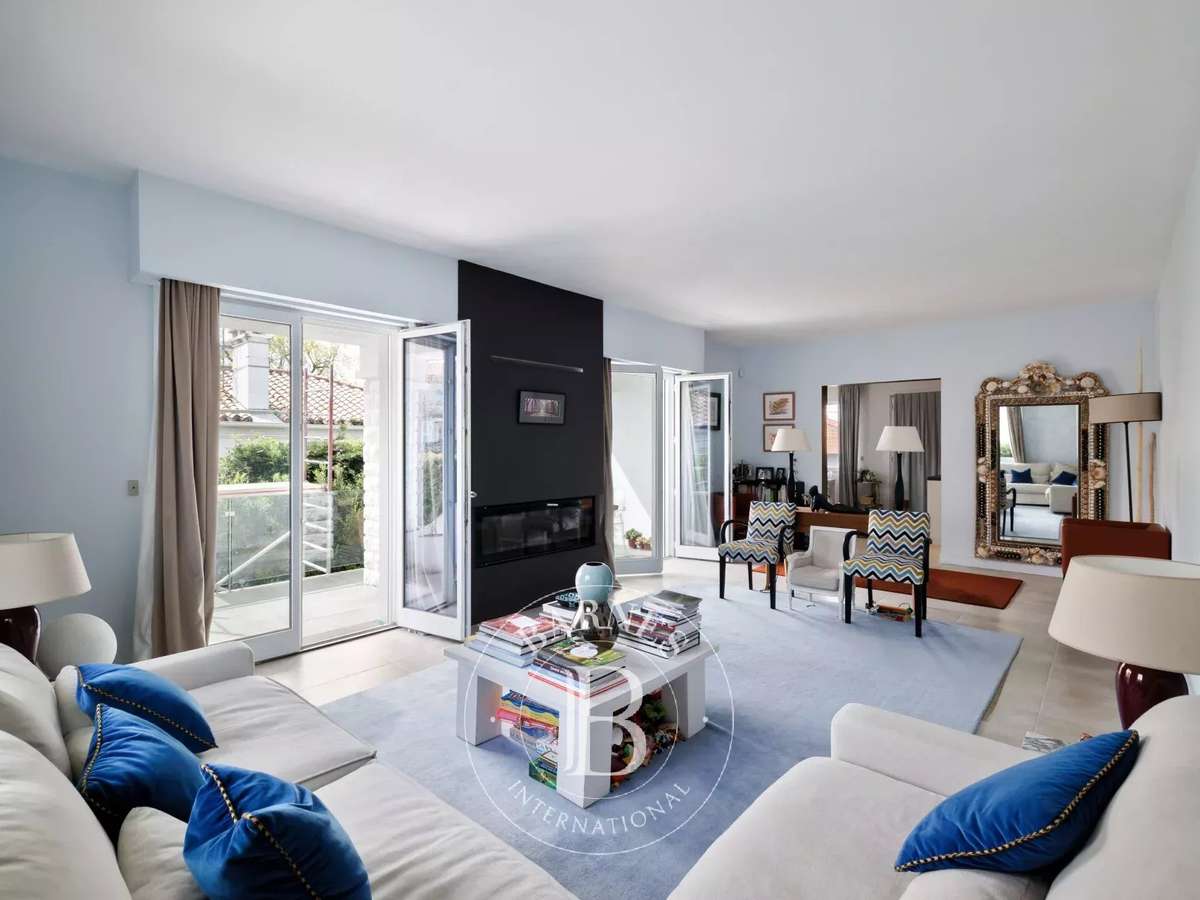 House Biarritz