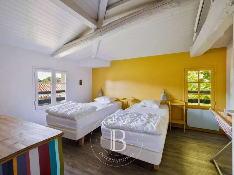 House Soustons - 8 bedrooms - 207m²