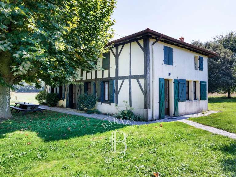 House Soustons - 8 bedrooms - 207m²