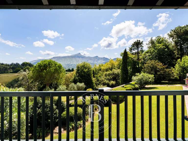 Maison Ciboure - 6 chambres - 340m²