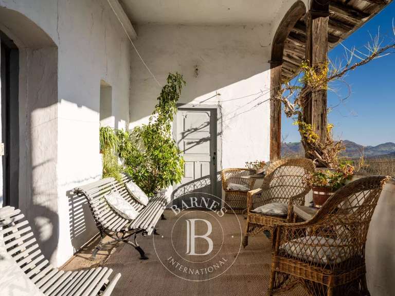 Maison Saint-Sébastien - 7 chambres - 2150m²