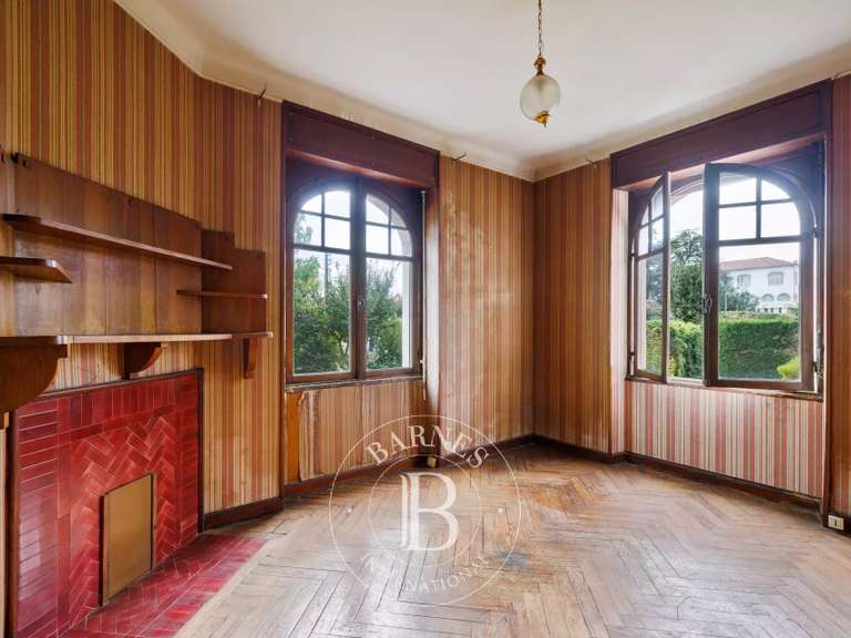 House Bayonne - 7 bedrooms - 300m²