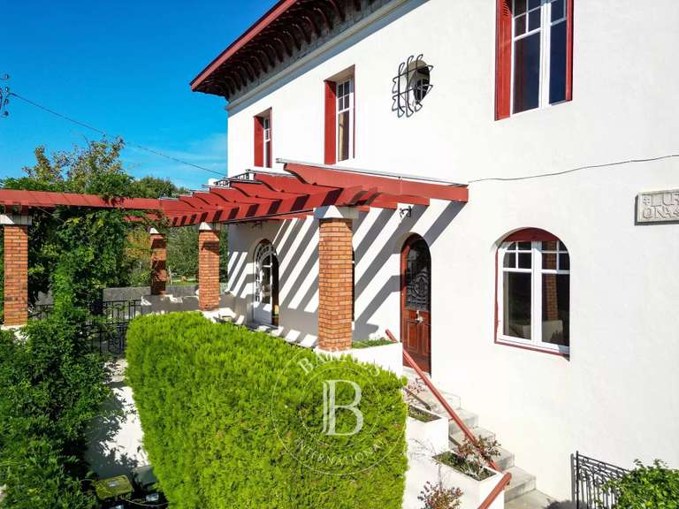 House Bayonne - 7 bedrooms - 300m²