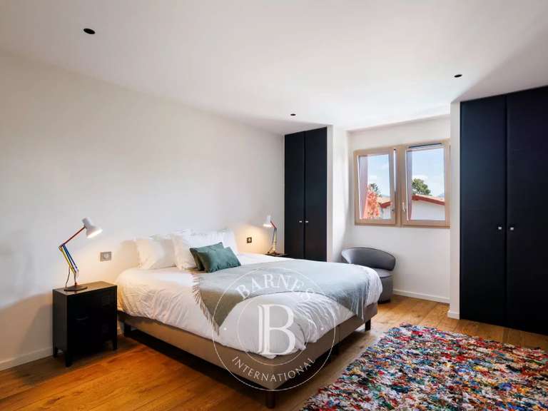Maison Larressore - 5 chambres - 390m²