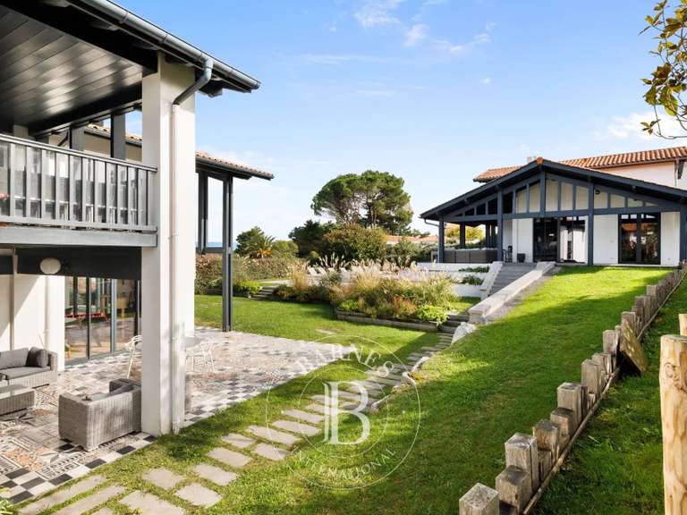 House with Sea view Saint-Jean-de-Luz - 10 bedrooms - 459m²
