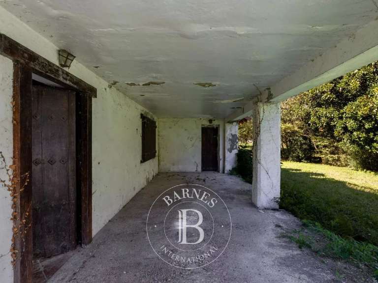 Maison Saint-Sébastien - 8 chambres - 750m²