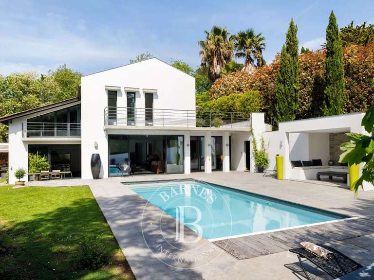 House Saint-Jean-de-Luz - 5 bedrooms - 220m²