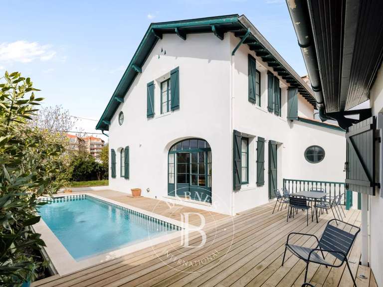 Maison Biarritz - 4 chambres - 200m²