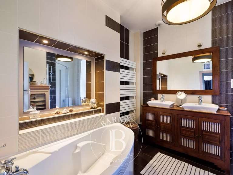 House Navarrenx - 8 bedrooms - 463m²