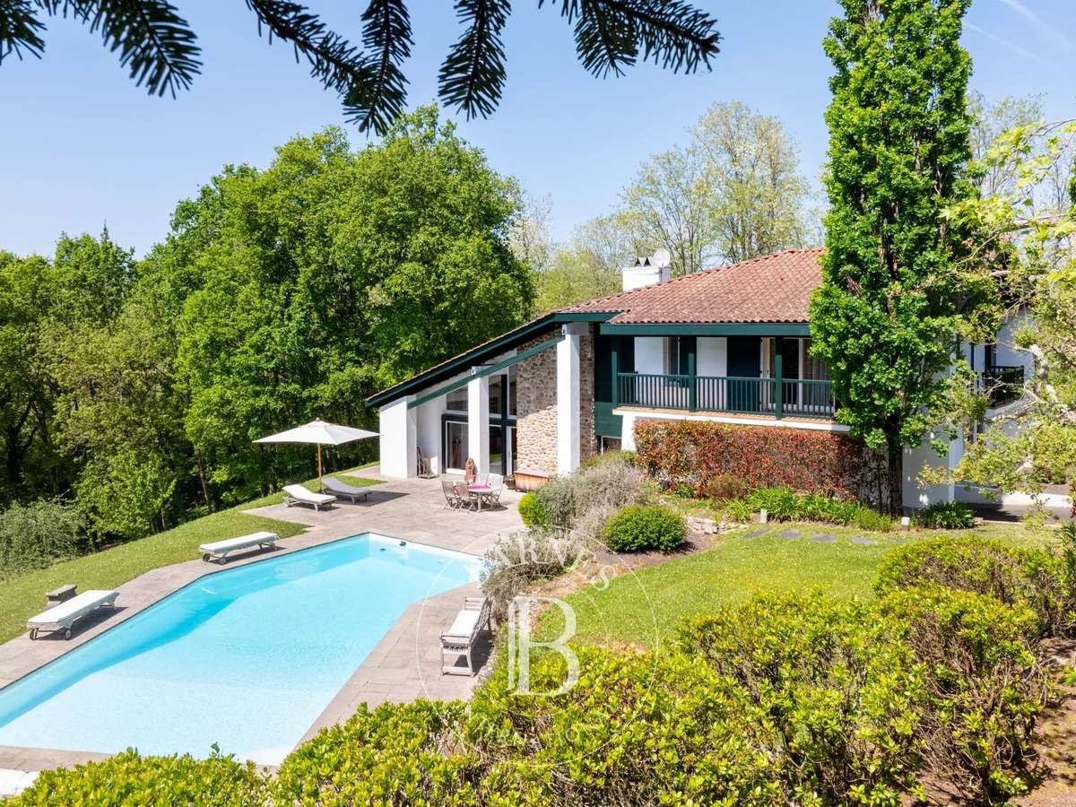Maison Mouguerre
