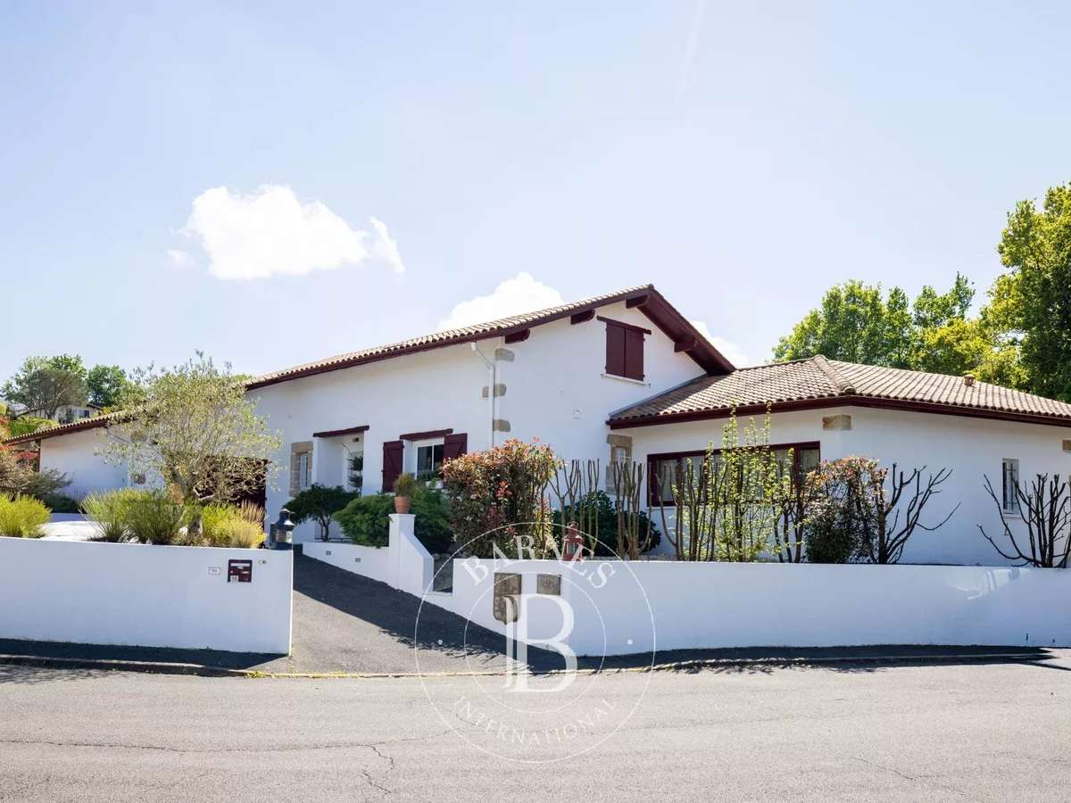 Maison Ascain
