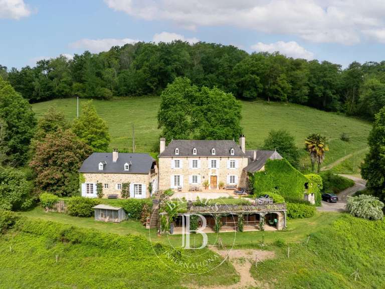 Maison Pau - 5 chambres - 310m²