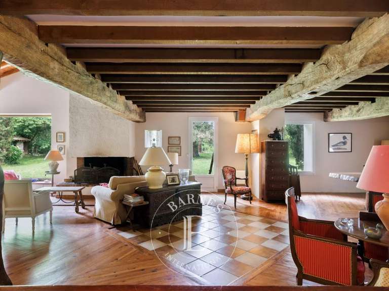Maison Saint-Martin-de-Seignanx - 6 chambres - 301m²