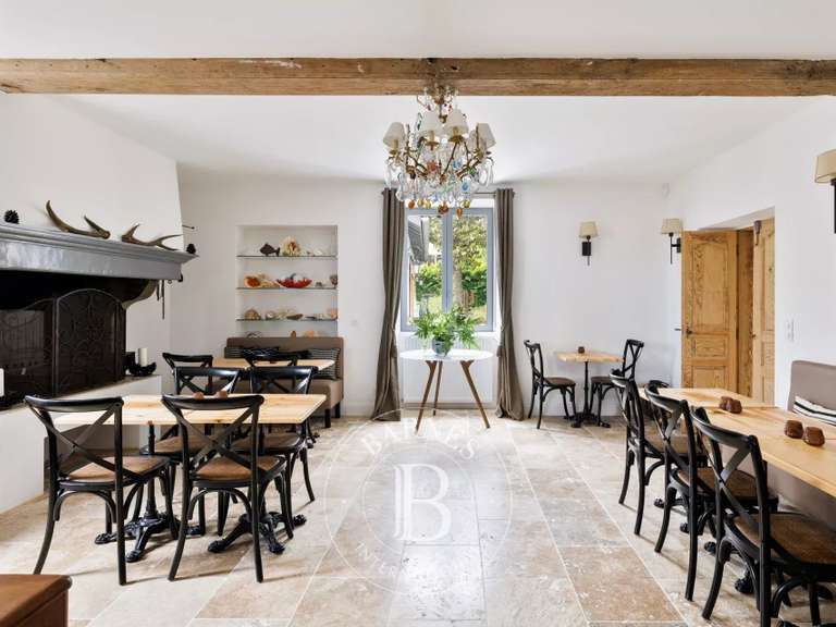 Maison Guiche - 6 chambres - 405m²