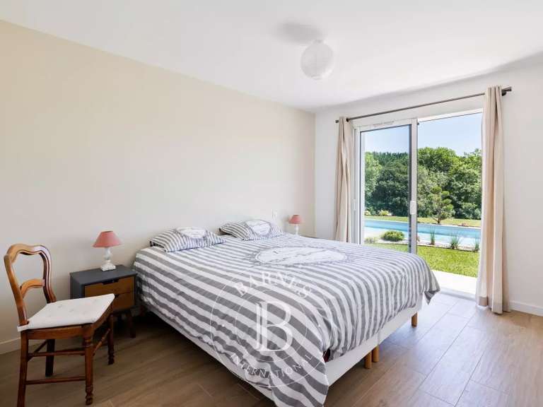 House Arcangues - 6 bedrooms - 260m²