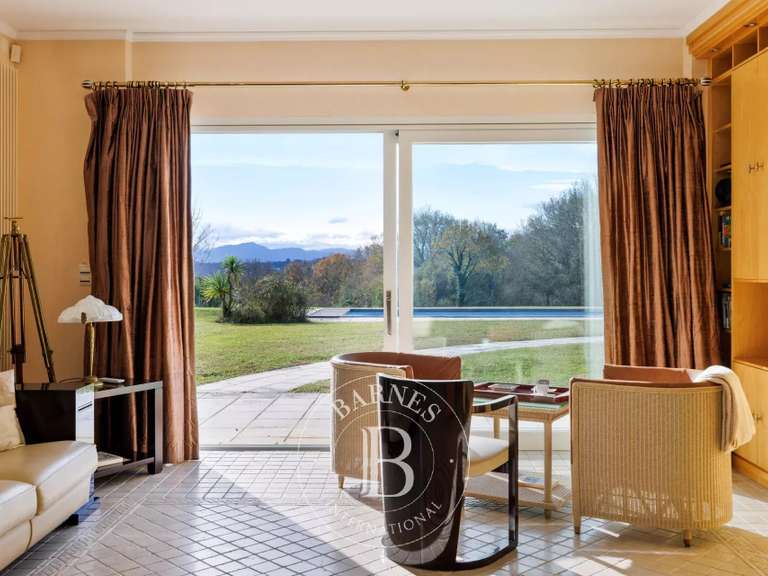 Maison Arcangues - 6 chambres - 312m²