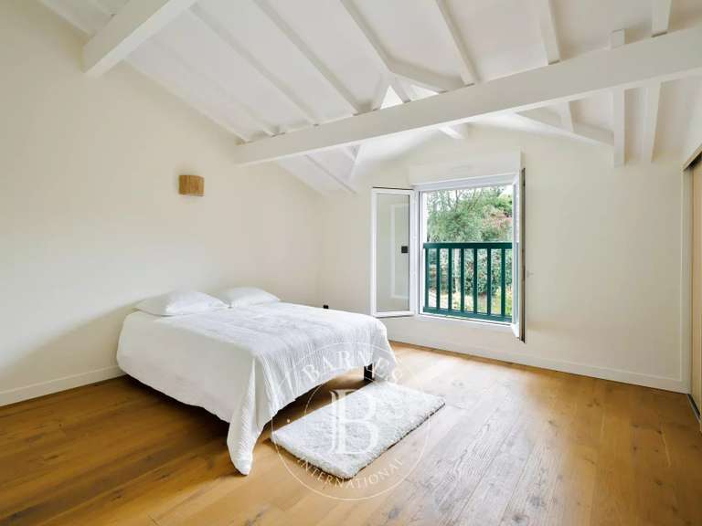 Maison Anglet - 5 chambres - 240m²