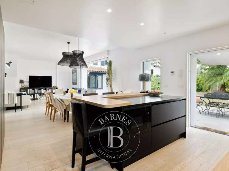 Maison Ciboure - 4 chambres - 175m²