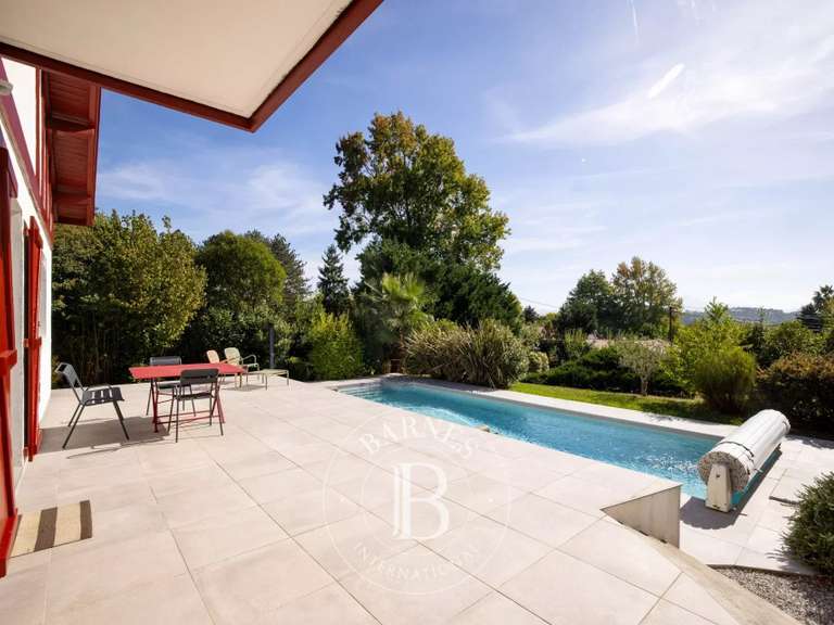 Maison Bidart - 5 chambres - 210m²