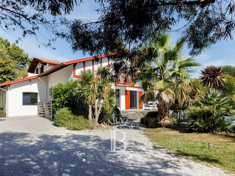Maison Bidart - 5 chambres - 210m²
