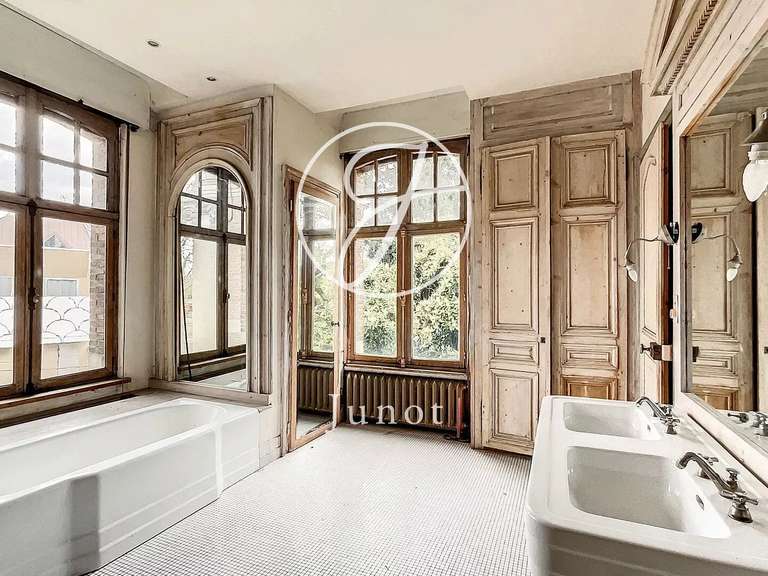 Maison Tourcoing - 4 chambres - 500m²