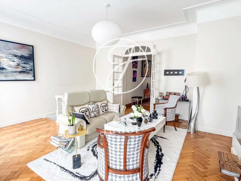 Maison La Madeleine - 5 chambres - 253m²