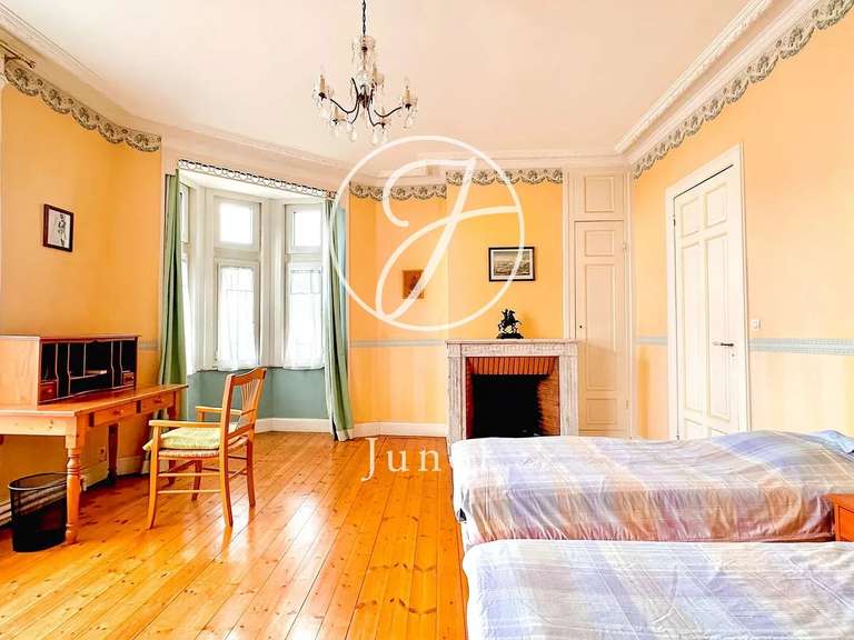 House Deûlémont - 8 bedrooms - 435m²