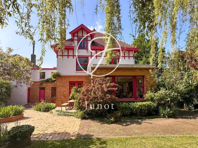 Maison Wavrin - 7 chambres - 273m²