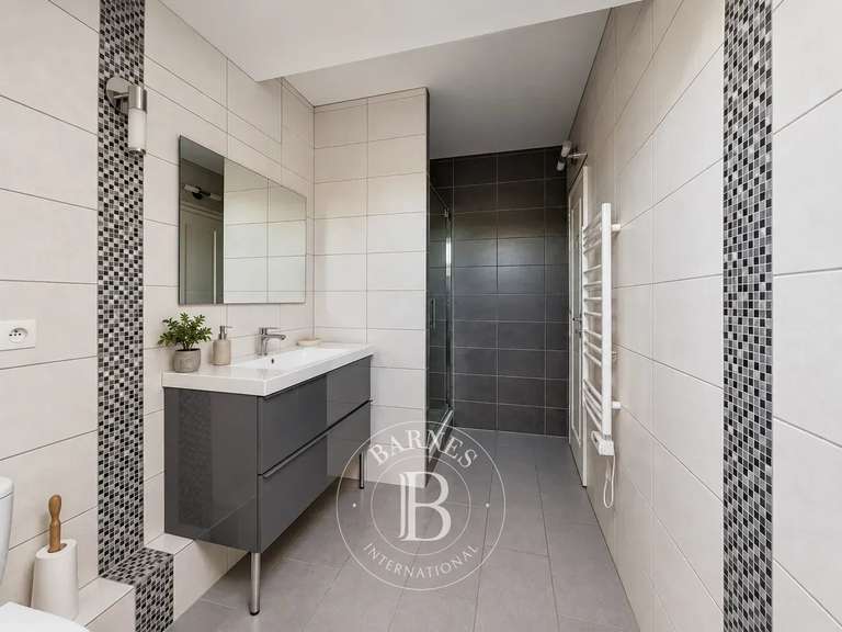 Maison Saint-Maur-des-Fossés - 4 chambres - 179m²