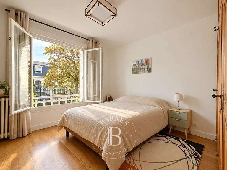 Maison Saint-Maur-des-Fossés - 4 chambres - 179m²
