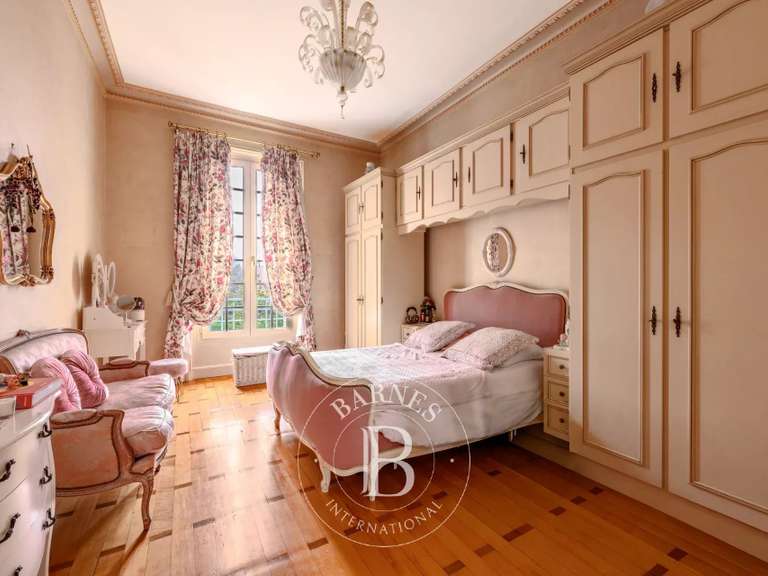 Maison Ablon-sur-Seine - 5 chambres - 478m²
