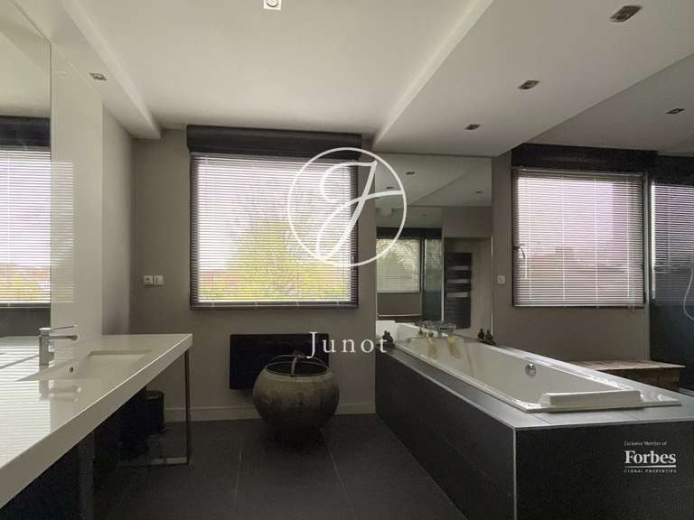 House Sainghin-en-Mélantois - 5 bedrooms - 265m²