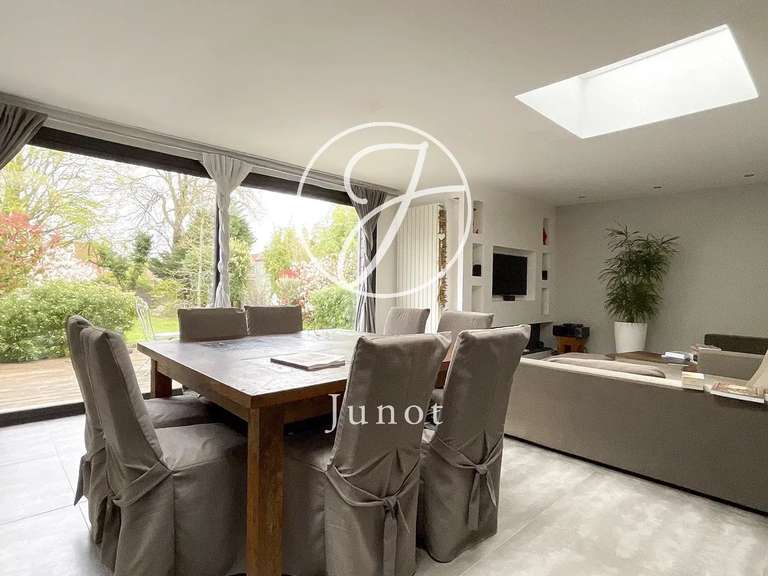 House Sainghin-en-Mélantois - 5 bedrooms - 265m²