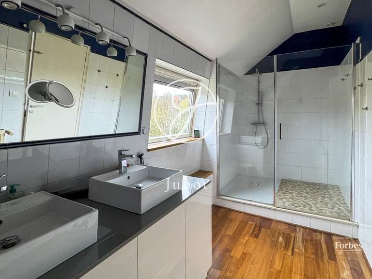 Maison Marcq-en-Baroeul - 6 chambres - 240m²