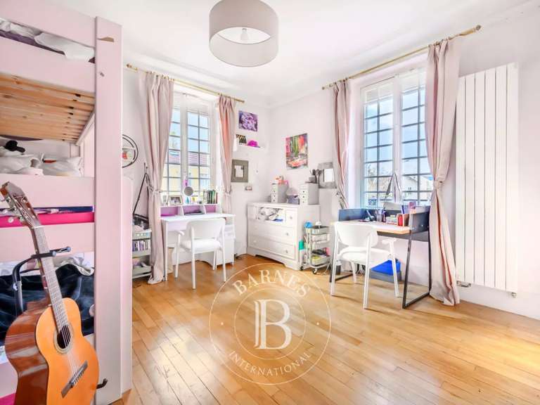 Maison Saint-Maur-des-Fossés - 4 chambres - 240m²