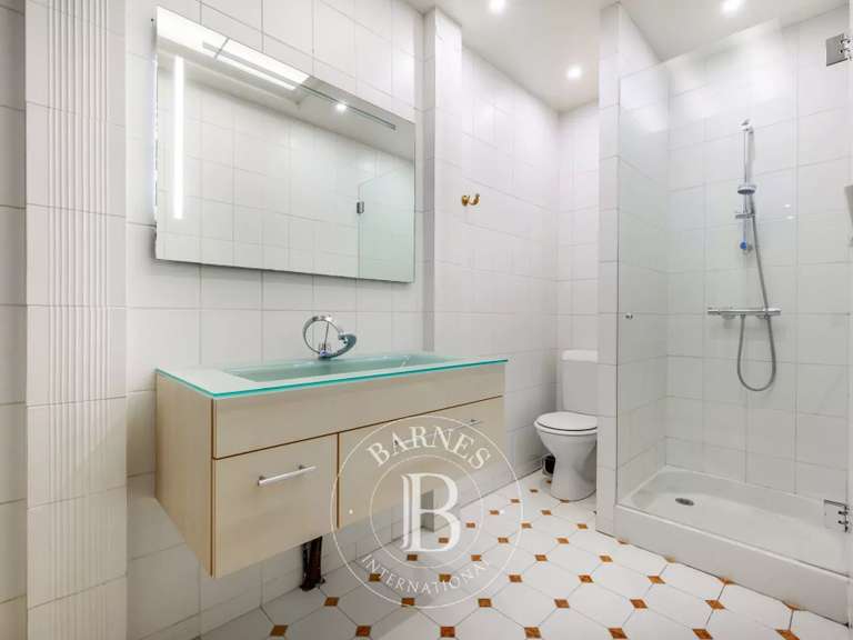Maison Saint-Maur-des-Fossés - 5 chambres - 402m²