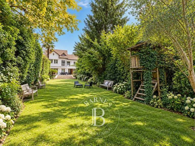 Maison Nogent-sur-Marne - 4 chambres - 280m²