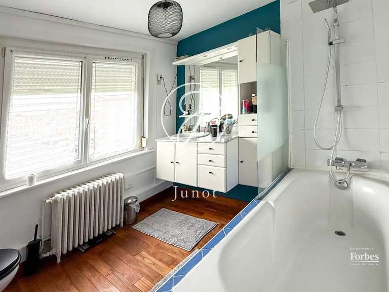 House Marcq-en-Baroeul - 5 bedrooms - 128m²