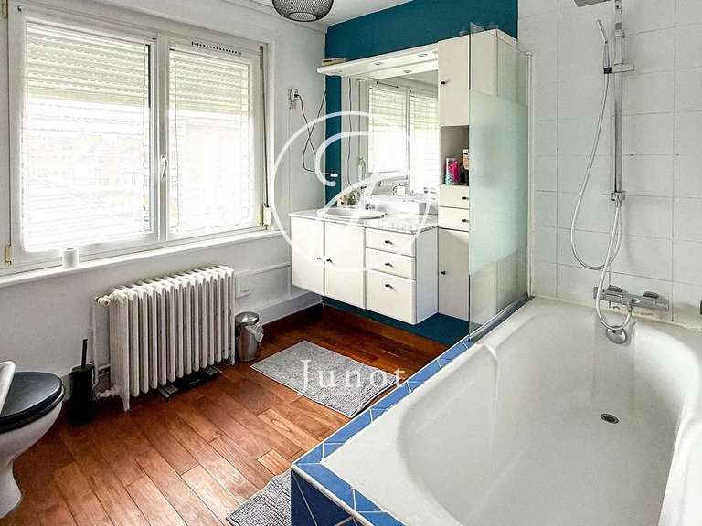 House Marcq-en-Baroeul - 5 bedrooms - 128m²