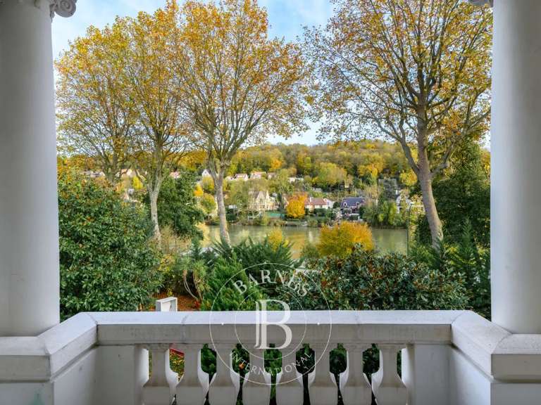 Maison Saint-Maur-des-Fossés - 3 chambres - 610m²