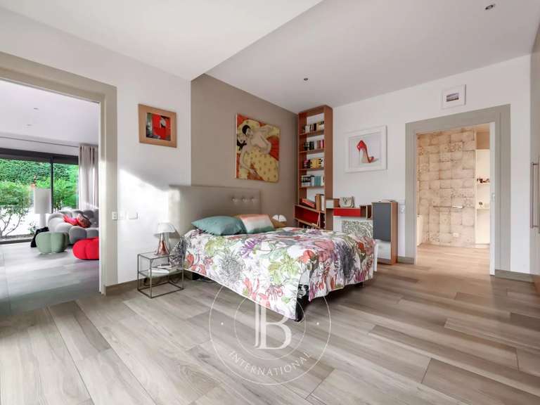 Maison Saint-Maur-des-Fossés - 5 chambres - 235m²