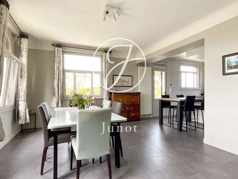 House Cappelle-en-Pévèle - 5 bedrooms - 262m²
