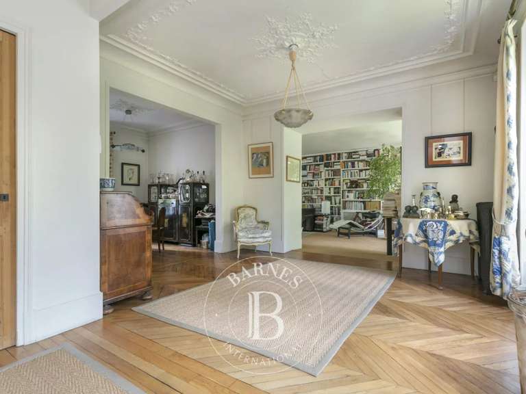Maison Saint-Maur-des-Fossés - 5 chambres - 248m²